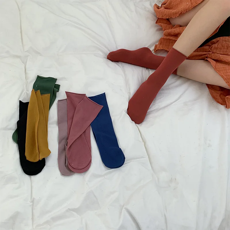 Дамски чорапи 2023, Нови модни чорапи приятен цвят за жени, памучни, меки удобни чорапи в корейски стил с цветен модел, сладки чорапи за момичета