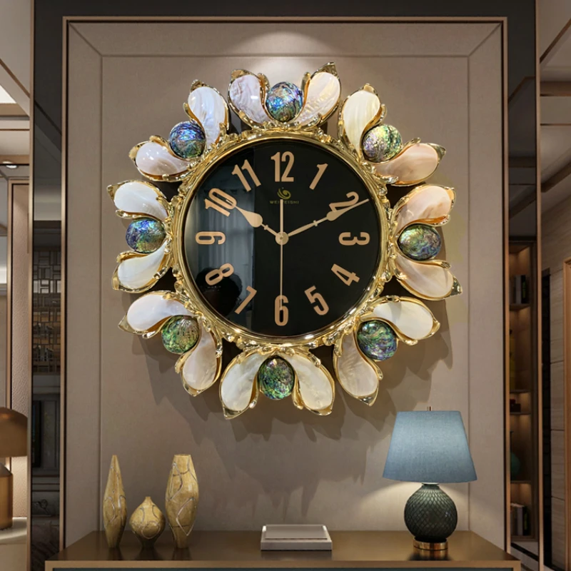 Стенни часовници за всекидневна, благородна атмосферни европейската обвивка на окото декорации за знаменитости, стенни творчески леки луксозни часовници