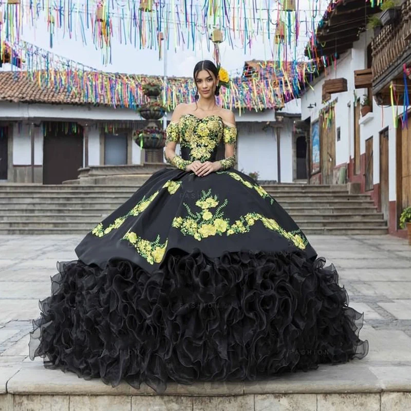 Черно пищни принцеса рокля в мексикански стил, с открити рамене, на много нива къдри, дантела, Vestidos De 15 Años, жълта рокля за бала в цветенце
